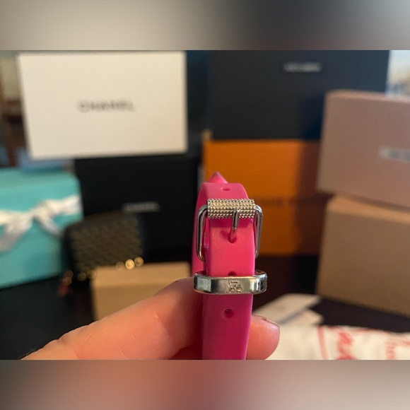 Auth Christian Louboutin pink bracelet with silver hardware full inclusion - Picture 2 of 10